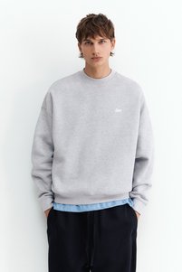 İlgili ürün resmi Pull & Bear Sweatshirt