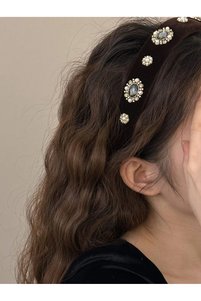 Related product image Take Two By Styli Hair Clips