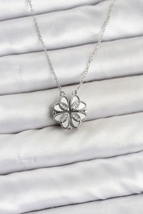 Related product image Clariss Bijou Necklaces