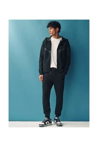 Related product image Tec Sweatsuit sets