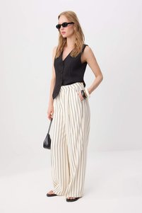İlgili ürün resmi Trendyolmilla Pantolon