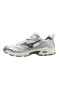 Related product image Mizuno Sneakers