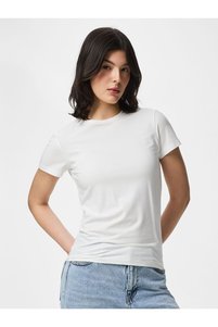 Obrázek souvisejícího produktu Pieces Trička