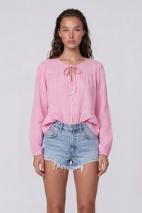 Related product image VAGGON Blouses