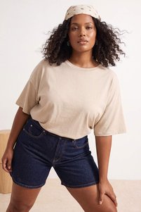İlgili ürün resmi Trendyolmilla Curve T-Shirt