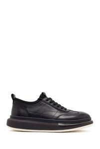 Related product image Derimod Sneakers