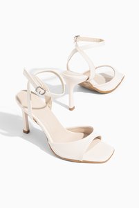 Related product image Daxtors High Heels
