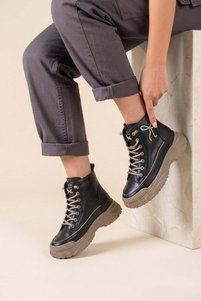 Related product image Guja Boots