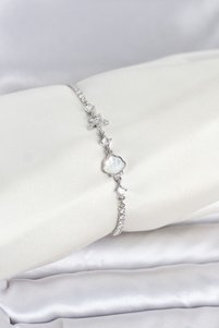 Related product image Lisinya Bijou Bracelets
