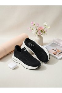 Related product image Guja Sneakers