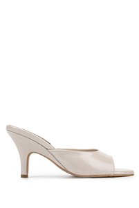 Related product image Tamer Tanca Mules