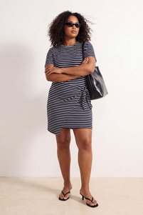 İlgili ürün resmi Trendyolmilla Curve Elbise