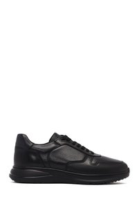 Related product image Derimod Sneakers