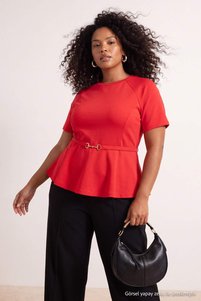 İlgili ürün resmi Trendyolmilla Curve Bluz