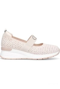 Related product image Guja Walking Shoes