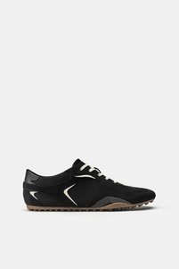 İlgili ürün resmi Pull & Bear Sneaker