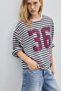 صورة المنتج ذات الصلة Stradivarius تي-شيرتات
