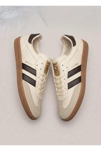 Related product image Tonny Black Sneakers