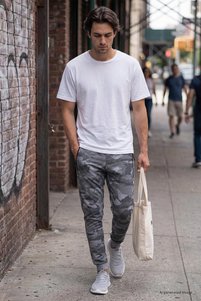 Related product image Tommy Life Sweatpants