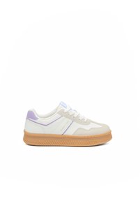 Related product image BATA Sneakers