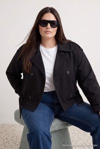 İlgili ürün resmi Trendyolmilla Curve Büyük Beden Trençkot