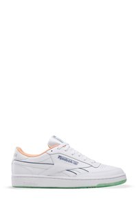Related product image Reebok Sneakers