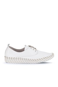 Related product image BUENO Flats