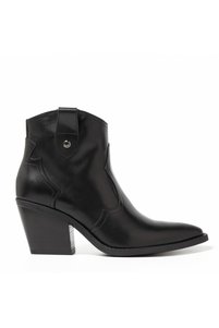 Related product image NeroGiardini Boots