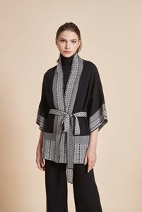 صورة المنتج ذات الصلة Yola جاكيتات