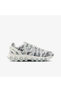 İlgili ürün resmi Nike Sneaker