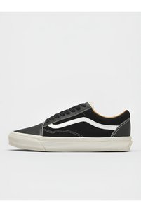 Related product image Vans Sneakers