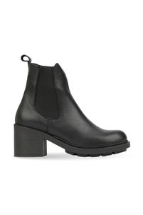 Related product image BUENO Boots