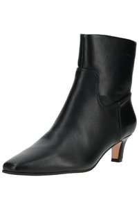 Zugehöriges Produktbild Steve Madden Stiefel