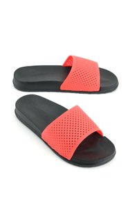 Related product image Gezer Mules