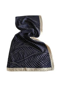 صورة المنتج ذات الصلة Sisley شالات