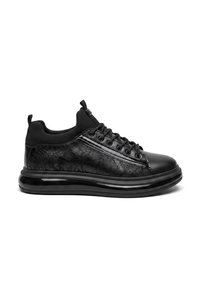 Related product image MARCOMEN Flats