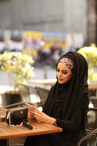 Related product image Differenza Shawls
