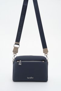 Related product image United Colors of Benetton Shoulder Bags