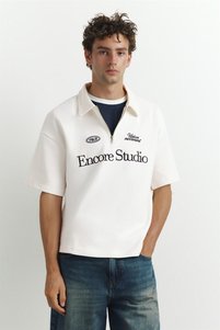 İlgili ürün resmi Pull & Bear Polo Yaka T-shirt