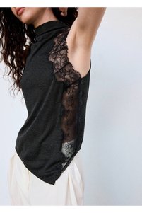 İlgili ürün resmi MANGO T-Shirt
