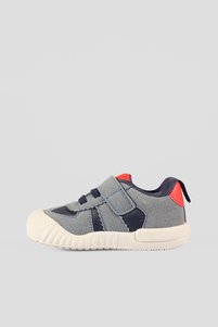 Related product image Vicco Flats