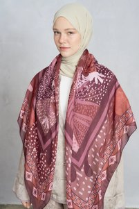 Related product image Madame Polo Shawls