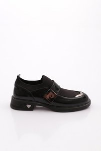 Related product image Pierre Cardin Flats