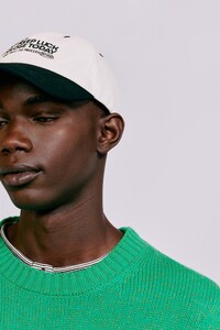 İlgili ürün resmi Pull & Bear Şapka