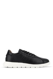 Related product image Tamer Tanca Sneakers