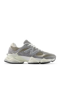 Related product image New Balance Sneakers