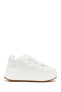 Related product image Derimod Sneakers