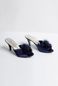 Related product image GIONA Mules