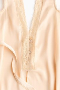 Related product image H&M T-Shirts