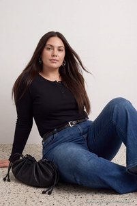 İlgili ürün resmi Trendyolmilla Curve Bluz